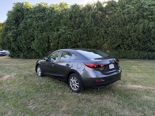Gray 2017 Mazda Mazda3 Sport