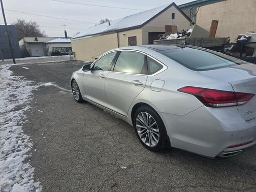 Gray 2015 Hyundai Genesis 3.8