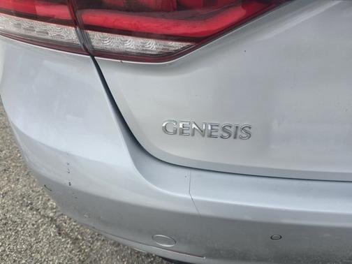Gray 2015 Hyundai Genesis 3.8