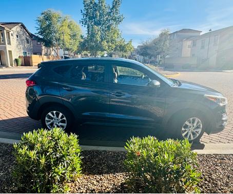 2020 Hyundai TUCSON SE