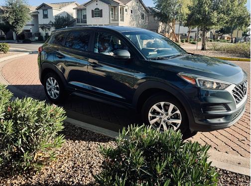 2020 Hyundai TUCSON SE