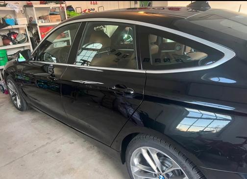 2017 BMW 330 Gran Turismo i xDrive