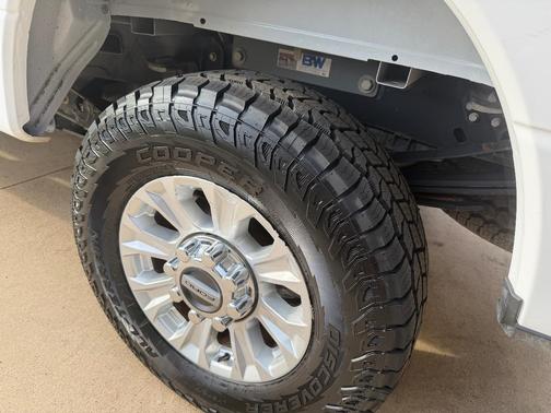 White 2020 Ford F-250 XLT