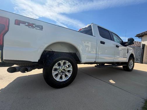 White 2020 Ford F-250 XLT