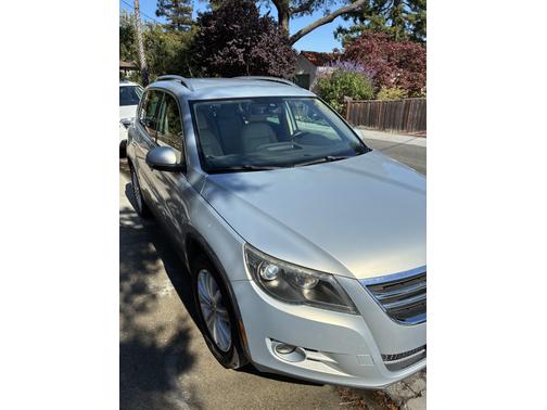 2009 Volkswagen Tiguan SE