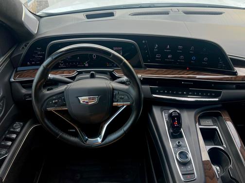 2023 Cadillac Escalade ESV Sport Platinum