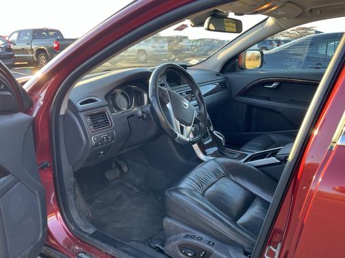 2015 Volvo XC70 T6 Premier Plus