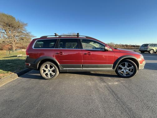 2015 Volvo XC70 T6 Premier Plus