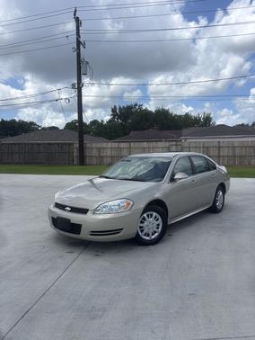 Gold 2009 Chevrolet Impala LS