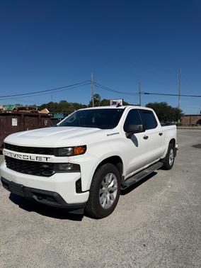 White 2021 Chevrolet Silverado 1500 Custom