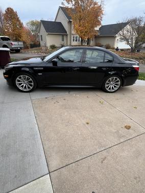 2008 BMW M5 Base