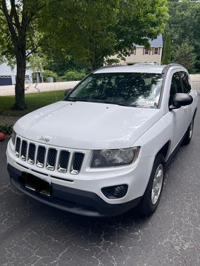 White 2015 Jeep Compass Sport