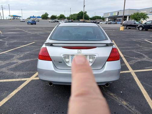 Silver 2007 Honda Accord EX-L