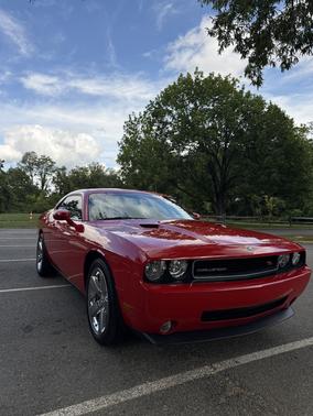Red 2009 Dodge Challenger R/T