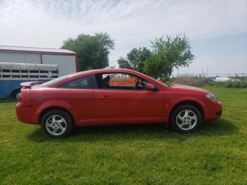 Photo 2 of 10 of 2007 Pontiac G5 Base