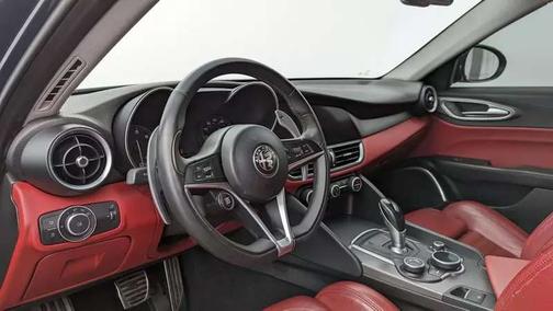 White 2019 Alfa Romeo Giulia Base