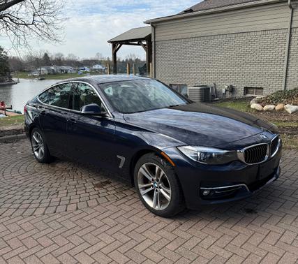 2017 BMW 330 Gran Turismo i xDrive