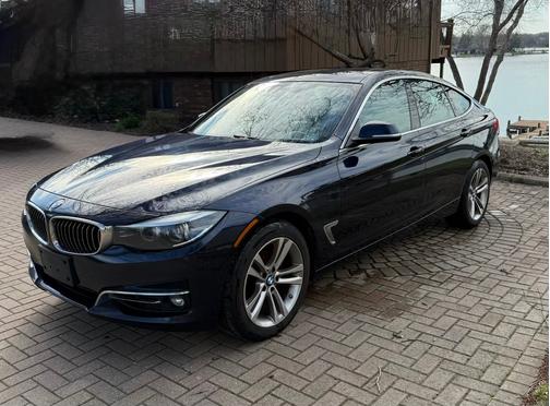 2017 BMW 330 Gran Turismo i xDrive