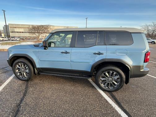 2025 Toyota Land Cruiser Base