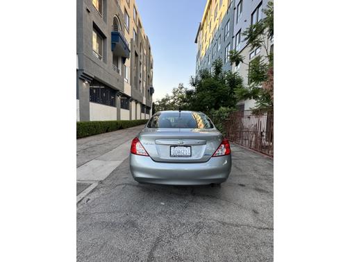 2012 Nissan Versa 1.6 S