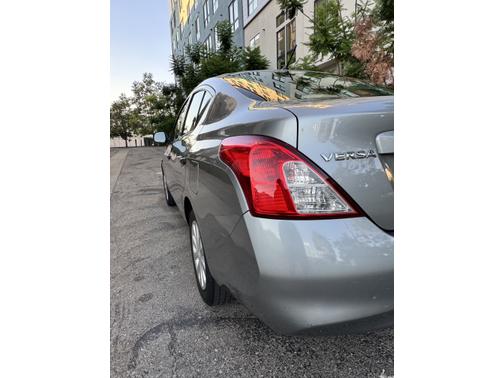2012 Nissan Versa 1.6 S