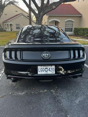 2015 Ford Mustang V6