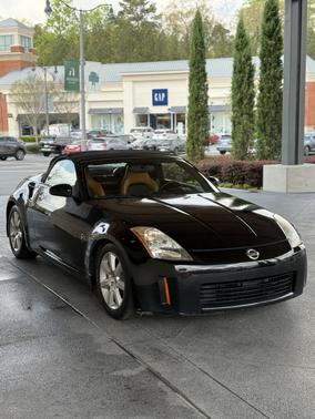 Black 2004 Nissan 350Z Touring