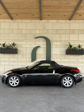 Black 2004 Nissan 350Z Touring