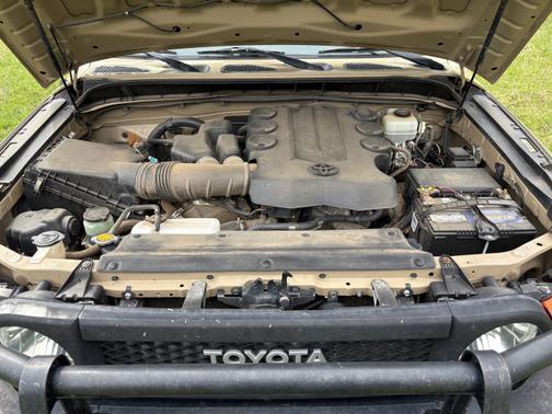 2014 Toyota FJ Cruiser Base