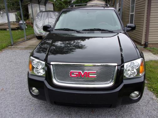 Black 2008 GMC Envoy Denali