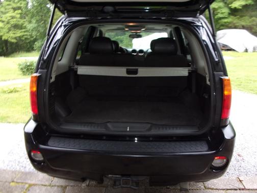 Black 2008 GMC Envoy Denali