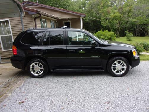 Black 2008 GMC Envoy Denali