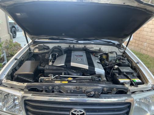 1999 Toyota Land Cruiser Base