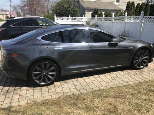 2016 Tesla Model S 90D