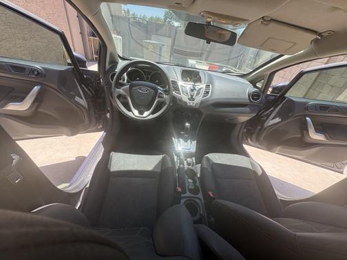 2013 Ford Fiesta SE