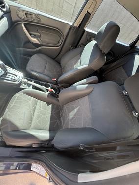 2013 Ford Fiesta SE