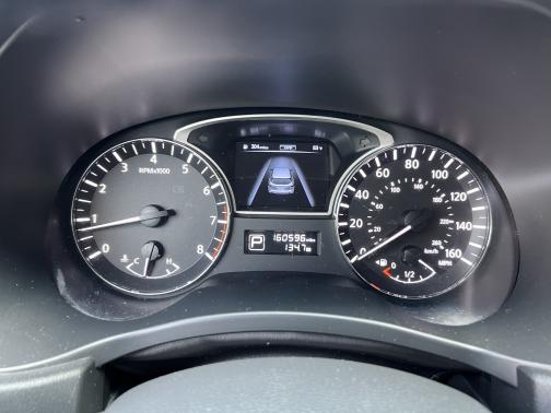Photo 2 of 13 of 2014 Nissan Pathfinder SL