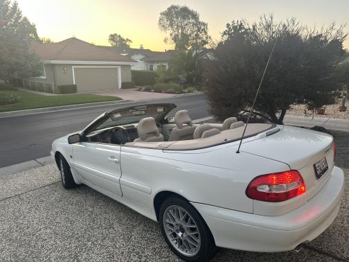 2004 Volvo C70 HT