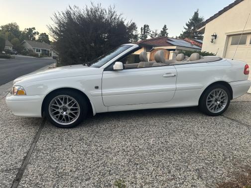 2004 Volvo C70 HT