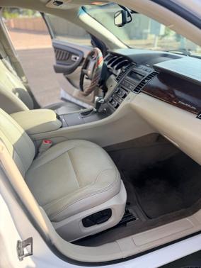 2011 Ford Taurus SEL