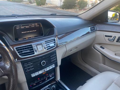 2016 Mercedes-Benz E-Class E 250 BlueTEC 4MATIC