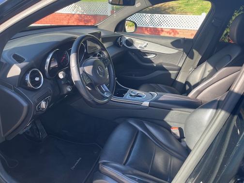 2019 Mercedes-Benz GLC 300 Base
