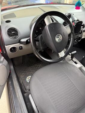 Orange 2004 Volkswagen New Beetle GLS