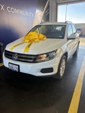 White 2017 Volkswagen Tiguan Limited 2.0T