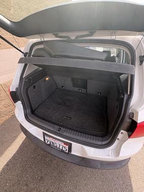 White 2017 Volkswagen Tiguan Limited 2.0T