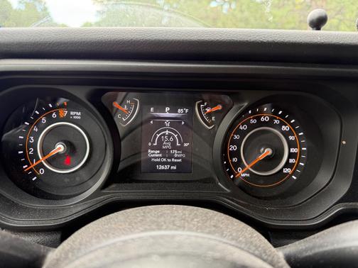 Gray 2025 Jeep Gladiator Nighthawk