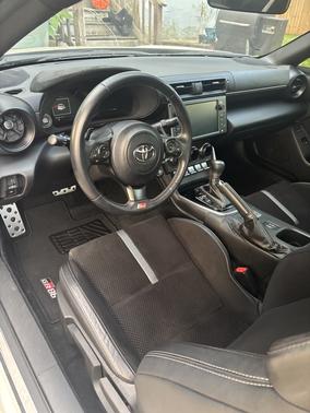 2023 Toyota GR86 Premium
