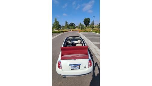 2012 FIAT 500C Lounge