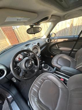 2011 MINI Cooper S Countryman Base