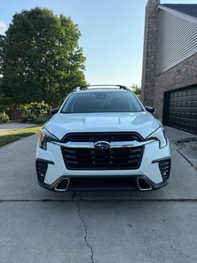 White 2024 Subaru Ascent Touring 7-Passenger